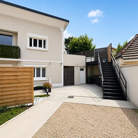 Appartamento Le Valmy - 4p - & Paris - Wifi *